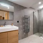 Spacieux Avec Jacuzzi A - Fr-1-563-143