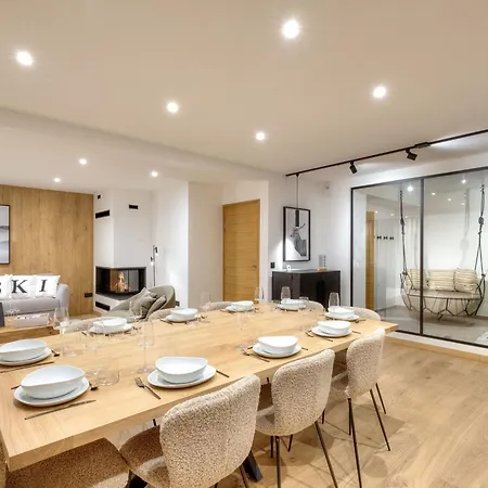 Spacieux Avec Spa, 3 Chambres, Accès Facile Aux Pistes à Moriond - Fr-1-563-143