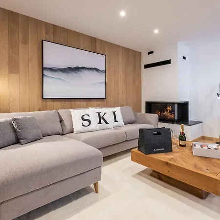 Apartamento Spacieux Avec Spa, 3 Chambres, Accès Facile Aux Pistes à Moriond - Fr-1-563-143